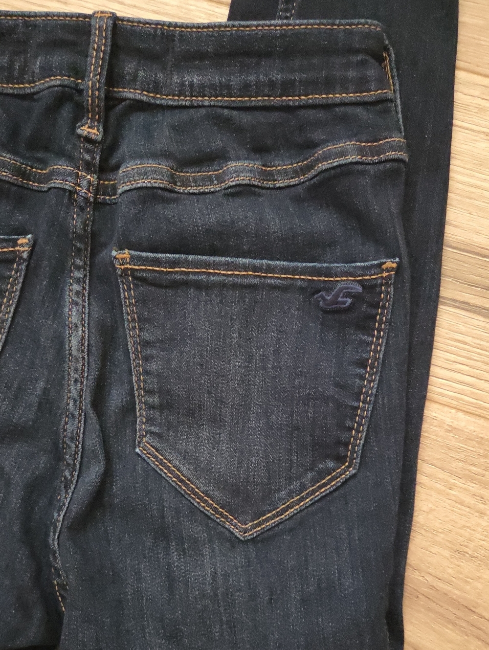 Hollister Ultra High-Rise Jean Legging - Picture 6 of 6